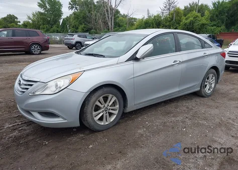 2013 Hyundai Sonata Gls z USA, uszkodzony, nr VIN 5NPEB4AC9DH650924